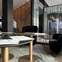 Motel One Frankfurt Römer - Nice lobby with restaurant.