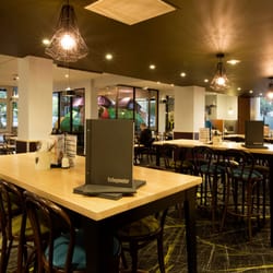 Bayswater Hotel - Book a table in the bistro today