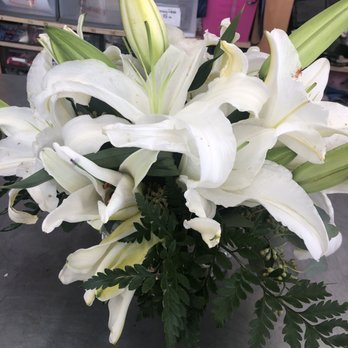 Flower World - Florists Near Me - Northridge, California