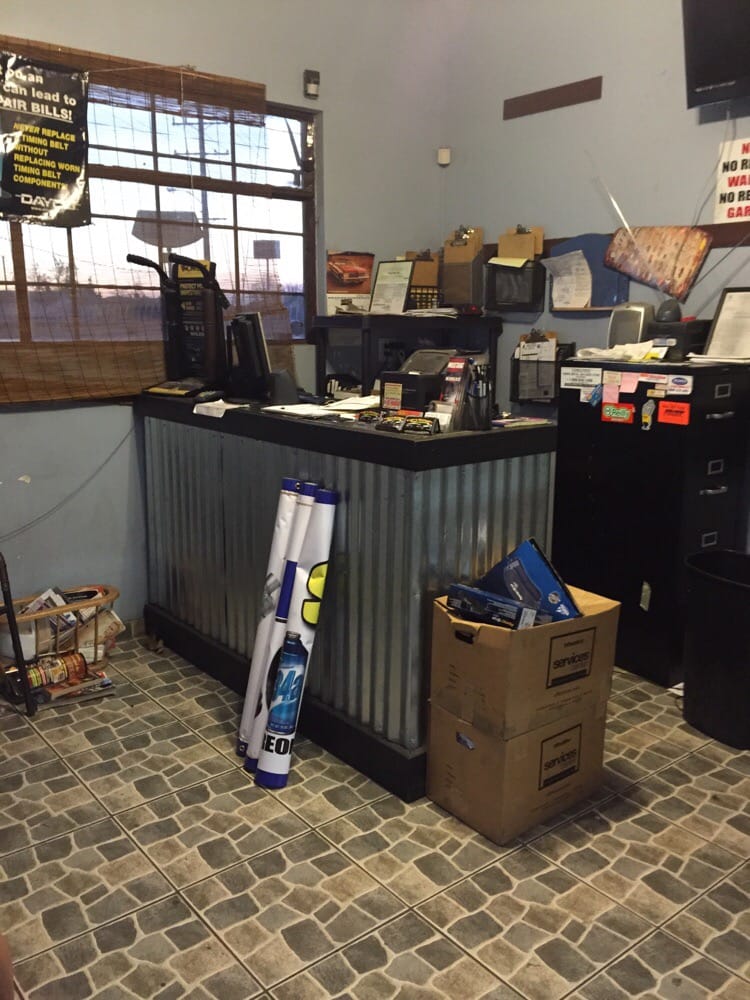 RAMYS MUFFLERS Auto Repair 17682 San Bernadino Ave, Fontana, CA