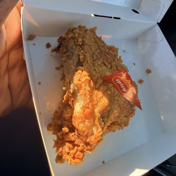 Jollibee - Spicy Chicken - Chicken Shop Near Me - Henderson, Nevada