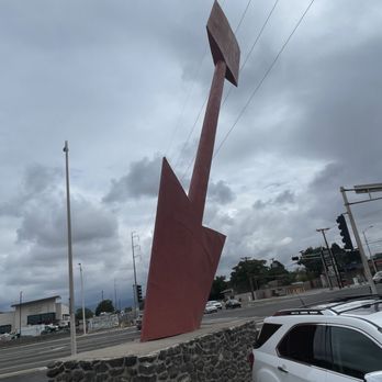Giant Red Arrow - Local Flavor Near Me - Albuquerque, New Mexico