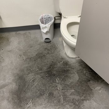 Bok Bok - Toilet in the men's restroom. - Chicken Wings Near Me - Provo, Utah