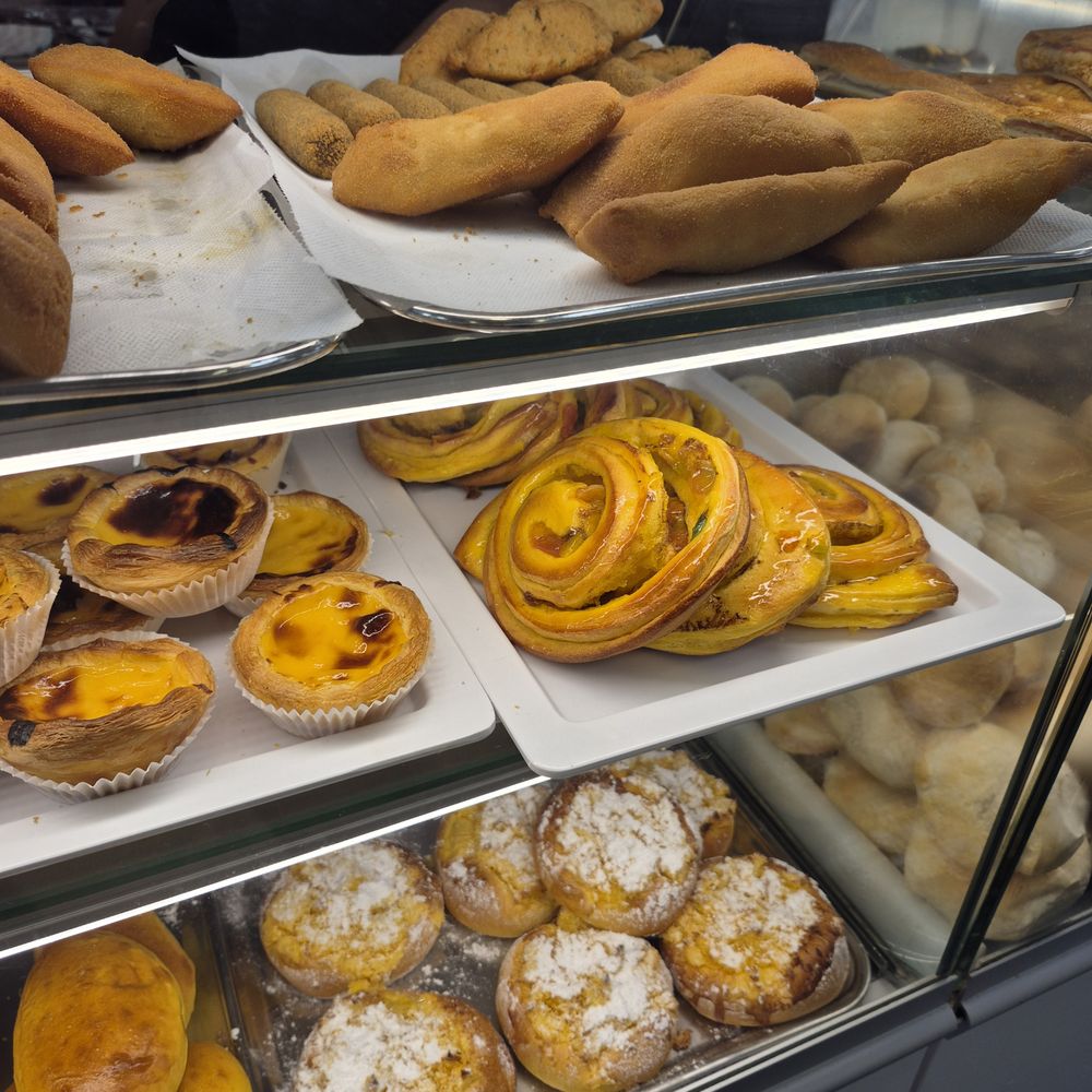 Confeitaria São Domingos - what you're probably here for - Restaurants Near Me - Porto, 13