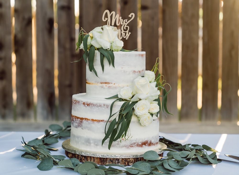 ALL ABOUT THE CAKE Updated October 2024 13 Photos Visalia , California Cupcakes Hours