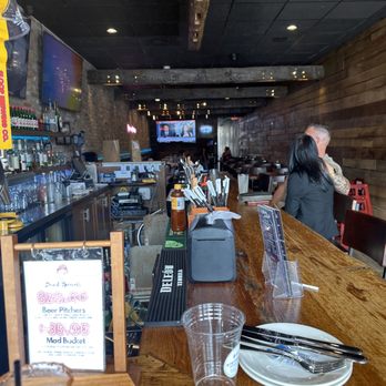 Mad For Chicken - Chicken Wings Near Me - Rockville Centre, New York