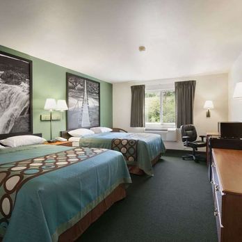 Super 8 by Wyndham Salmon - Standard Two Queen Room - Hotels Near Me - Salmon, Idaho Super 8 by Wyndham Salmon - Standard Two Queen Room - Hotels Near Me - Salmon, Idaho