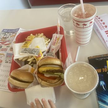 In-N-Out Burger - Thank you to the gentleman for bringing us ketchup and yellow peppers. I didn't have to leave my seat unattended w my toddler. - Fast Food Near Me - Signal Hill, California In-N-Out Burger - Thank you to the gentleman for bringing us ketchup and yellow peppers. I didn't have to leave my seat unattended w my toddler. - Fast Food Near Me - Signal Hill, California