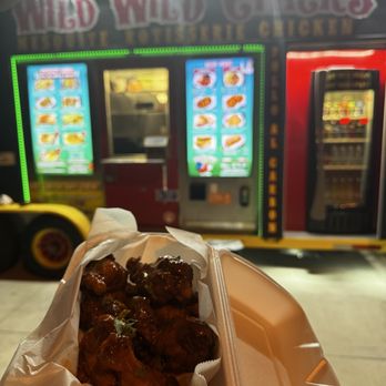 Wild Wild Chicks - Wild Wild Chicks Hot Wings - Food Trucks Near Me - Ventura, California