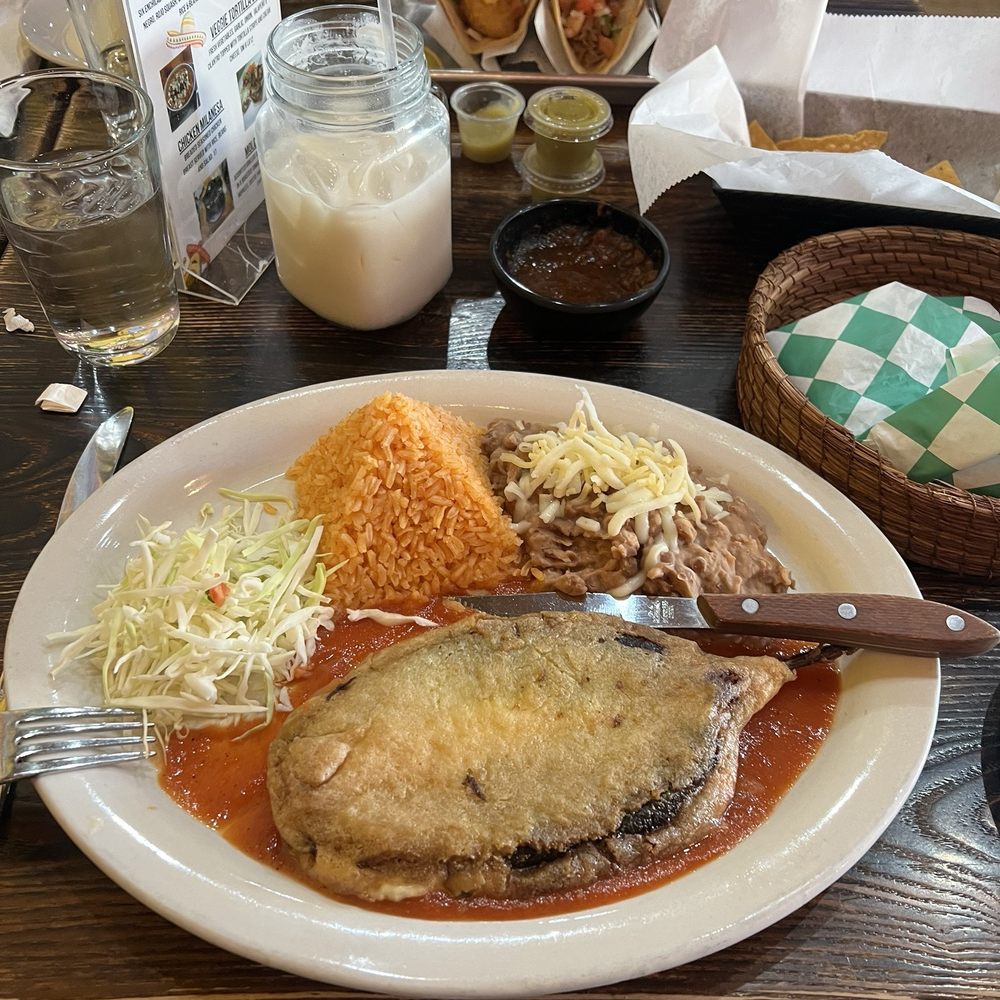 Mexican Republic Kitchen & Cantina - Chiles Relleno Entree - Mexican Near Me - Forest Park, Illinois Mexican Republic Kitchen & Cantina - Chiles Relleno Entree - Mexican Near Me - Forest Park, Illinois