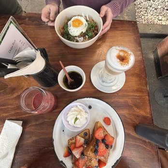 Chilpa - Red juice, cappuccino, chilaquiles, and French toast - Tacos Near Me - México, D.F., DIF Chilpa - Red juice, cappuccino, chilaquiles, and French toast - Tacos Near Me - México, D.F., DIF