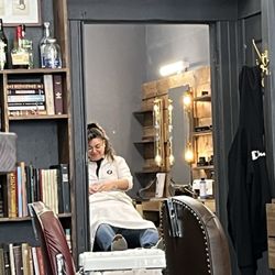 Gents Barber Club - Salon in the back