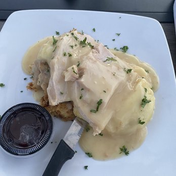Momma Spriggs - Delicious turkey dinner.   Looks small; but I actually left a couple of bites as it was filling. - New American Near Me - Carlisle, Pennsylvania
