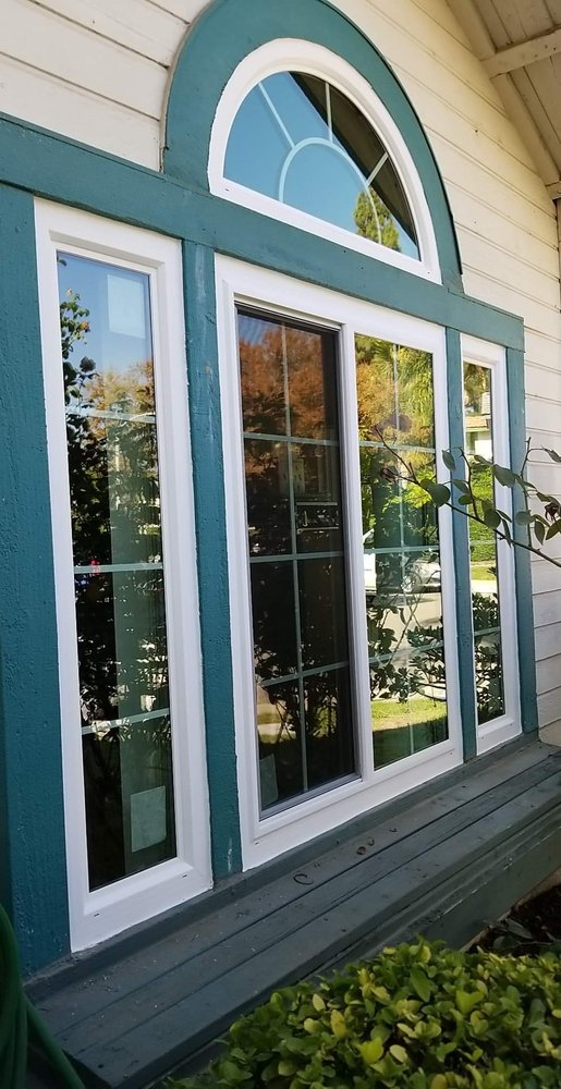 Slide of California Showcase Construction