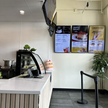 Fluffy Fluffy - counter and menu - Desserts Near Me - Frisco, Texas Fluffy Fluffy - counter and menu - Desserts Near Me - Frisco, Texas