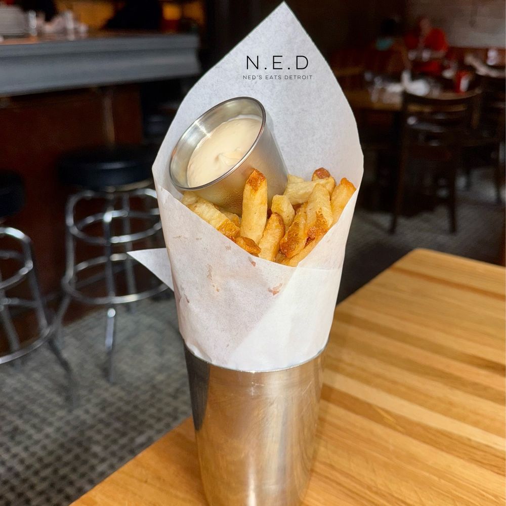 Au Cheval - French Fries - Bars Near Me - Chicago, Illinois