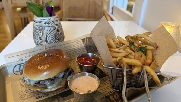 Ten Tigers Bar by null