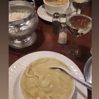 Sisters Thai Cafe - Thai Near Me - Rockford, Illinois