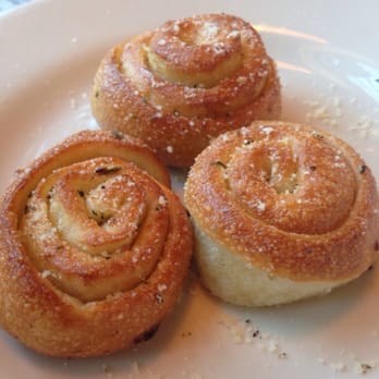 Old Chicago Pizza + Taproom - Garlic knots - Pizza Near Me - Columbia, South Carolina