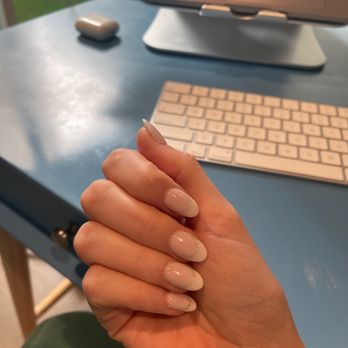 Lux Sf2 - Nail Salons Near Me - San Francisco, California