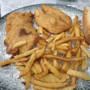 La Cocinilla - Kids chicken - Steakhouses Near Me - Torla-Ordesa, HU