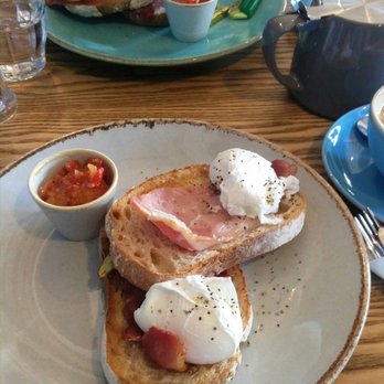 District - Egg bacon on sourdough - Coffee & Tea Near Me - Belfast, BFS