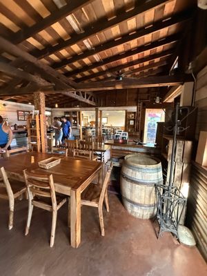 The Gorge White House by null