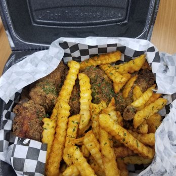 Stuffd Wings - Dirty rice and friies - Chicken Wings Near Me - Houston, Texas