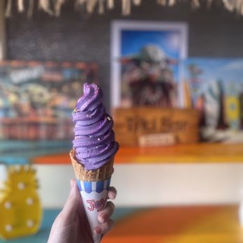 Makani's Magic Pineapple Shack - Juice Bars & Smoothies Near Me - Hilo, Hawaii
