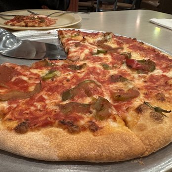 Grotto Pizza - Camden - Regular cheese with peppers - Pizza Near Me - Camden, Delaware Grotto Pizza - Camden - Regular cheese with peppers - Pizza Near Me - Camden, Delaware