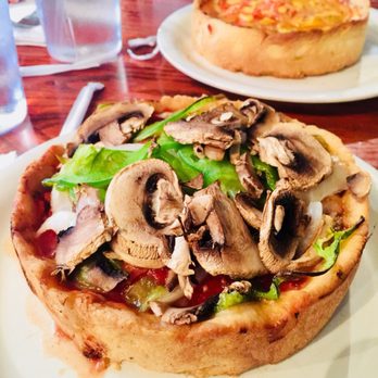 Pizzeria Uno - Numero Uno Pizza - Pizza Near Me - Chicago, Illinois Pizzeria Uno - Numero Uno Pizza - Pizza Near Me - Chicago, Illinois