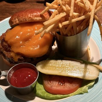 Kuro Bistro - Kuro Burger - Japanese Near Me - Lake Forest, Illinois