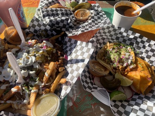 Gio y Los Magos Mexican Grill by null