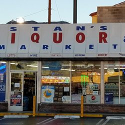 Stans Liquor - Freshly painted and clean outside