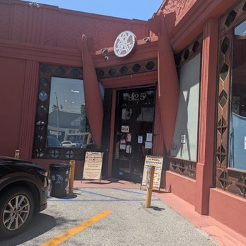 Jet Rag - Entrance - Used, Vintage & Consignment Near Me - Los Angeles, California Jet Rag - Entrance - Used, Vintage & Consignment Near Me - Los Angeles, California