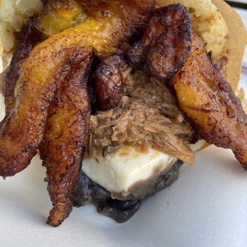 Amara Chocolate & Coffee - Arepa Pabellon - Coffee & Tea Near Me - Pasadena, California