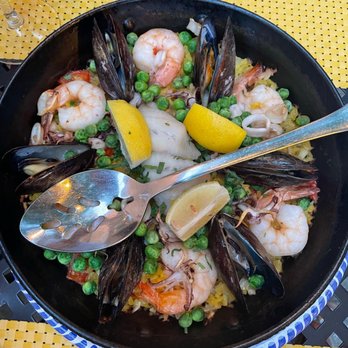 La Tienda Tapas Bar - Seafood paella - Spanish Near Me - Williamsburg, Virginia La Tienda Tapas Bar - Seafood paella - Spanish Near Me - Williamsburg, Virginia