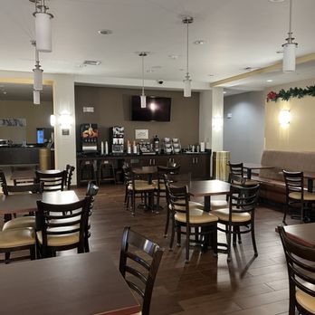 Sleep Inn & Suites - Dining area - Hotels Near Me - Miles City, Montana Sleep Inn & Suites - Dining area - Hotels Near Me - Miles City, Montana