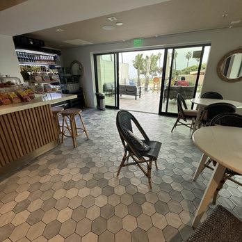 Parakeet cafe - Inside - Coffee & Tea Near Me - San Diego, California Parakeet cafe - Inside - Coffee & Tea Near Me - San Diego, California