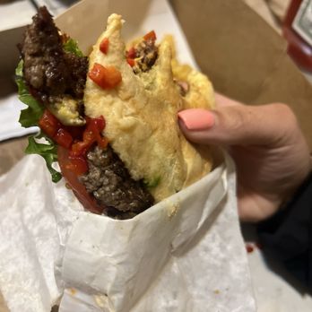 Shake Shack Alderwood - Soggy bun - Fast Food Near Me - Lynnwood, Washington Shake Shack Alderwood - Soggy bun - Fast Food Near Me - Lynnwood, Washington