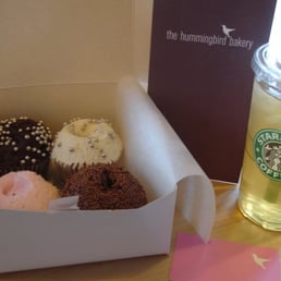 With a cup of Ice green tea from Starbucks, perfect! With a cup of Ice green tea from Starbucks, perfect!