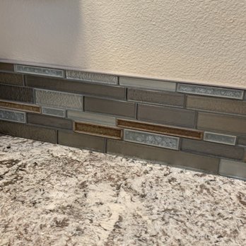 Classique Floors + Tile - Bathroom backsplash - Flooring Near Me - Portland, Oregon Classique Floors + Tile - Bathroom backsplash - Flooring Near Me - Portland, Oregon