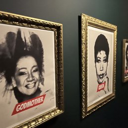 A few snaps of the beautiful decor.