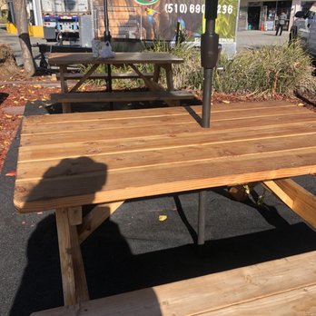 Tacos Los 3 Paisas - 2 bench tables behind food trailer - Food Trucks Near Me - Fremont, California Tacos Los 3 Paisas - 2 bench tables behind food trailer - Food Trucks Near Me - Fremont, California