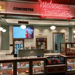 Nielsen’s Frozen Custard - Front of the business