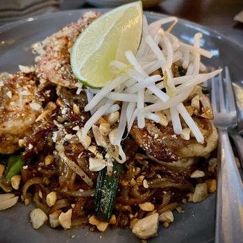 The Tyger - Pad Thai with shrimp - Cocktail Bars Near Me - New York, New York
