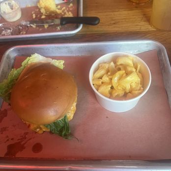 Fox Bros. Bar-B-Q - smoked portebello sandwich and Mac & Cheese - Barbeque Near Me - Atlanta, Georgia Fox Bros. Bar-B-Q - smoked portebello sandwich and Mac & Cheese - Barbeque Near Me - Atlanta, Georgia