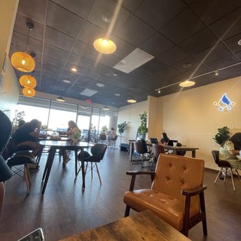 Rang Coffee - Inside | ig: @veroeatss - Coffee & Tea Near Me - Sugar Land, Texas Rang Coffee - Inside | ig: @veroeatss - Coffee & Tea Near Me - Sugar Land, Texas