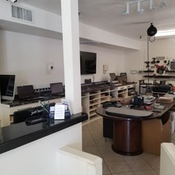 Lazer IT Consultants - Back Office ready to work on your next project or issue.