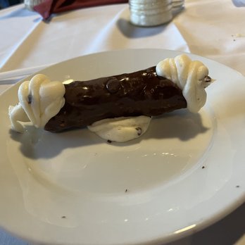 Luigi's 418 - Cannoli - Italian Near Me - Leavenworth, Kansas Luigi's 418 - Cannoli - Italian Near Me - Leavenworth, Kansas